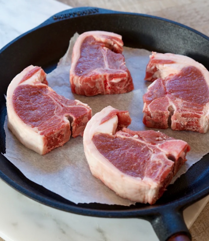 Double loin lamb chops, 2 pack