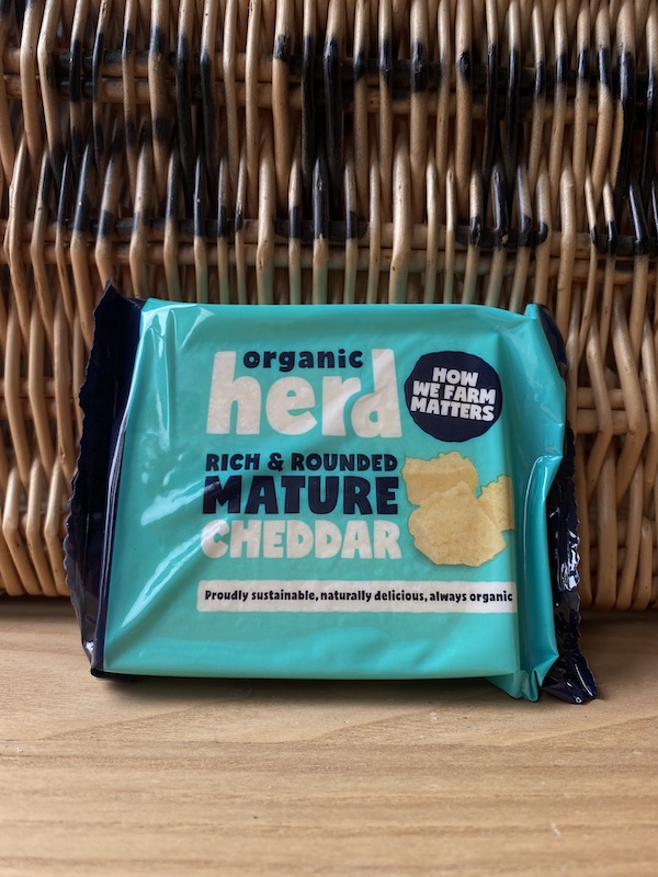Herd - Organic Mature Cheddar (200g)