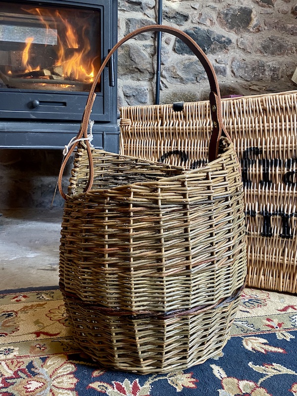 Willow Asymmetric Basket with Leather Handle (large) - Jilly Greig