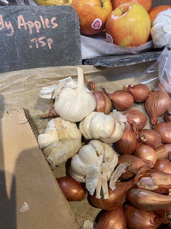 Fresh Garlic Bulb each