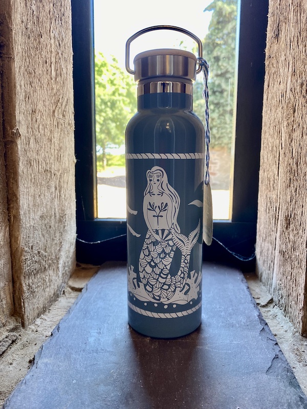 Flasket mermaid water bottle
