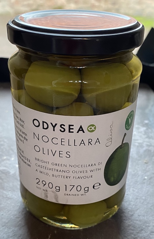 Nocellara olives 290g