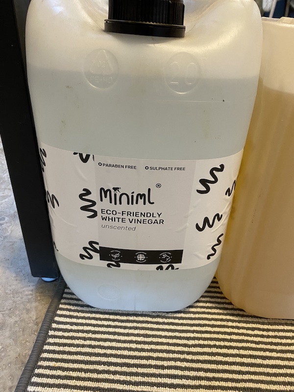 Miniml - White Vinegar (1kg) Select Your Own Quantity